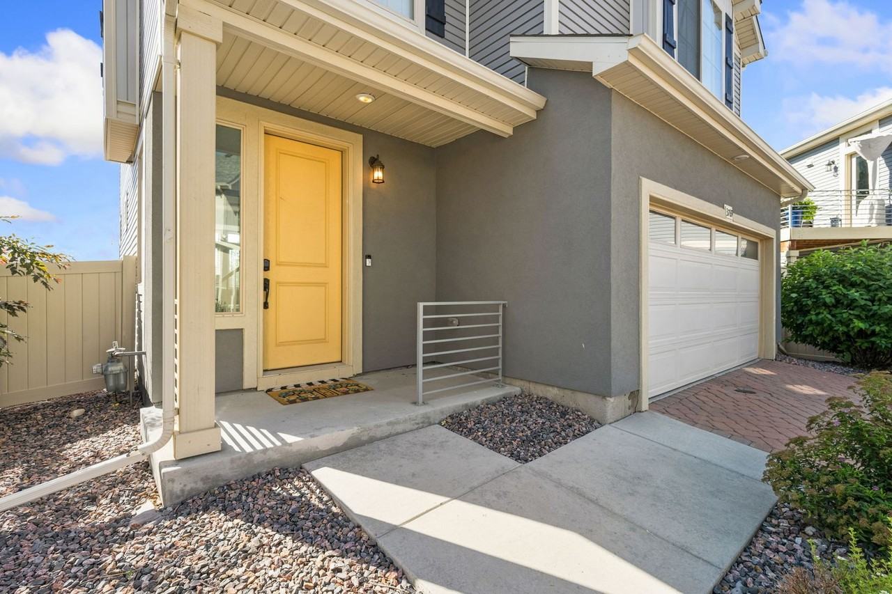 3769 Summerwood Way - Photo 3 of 21