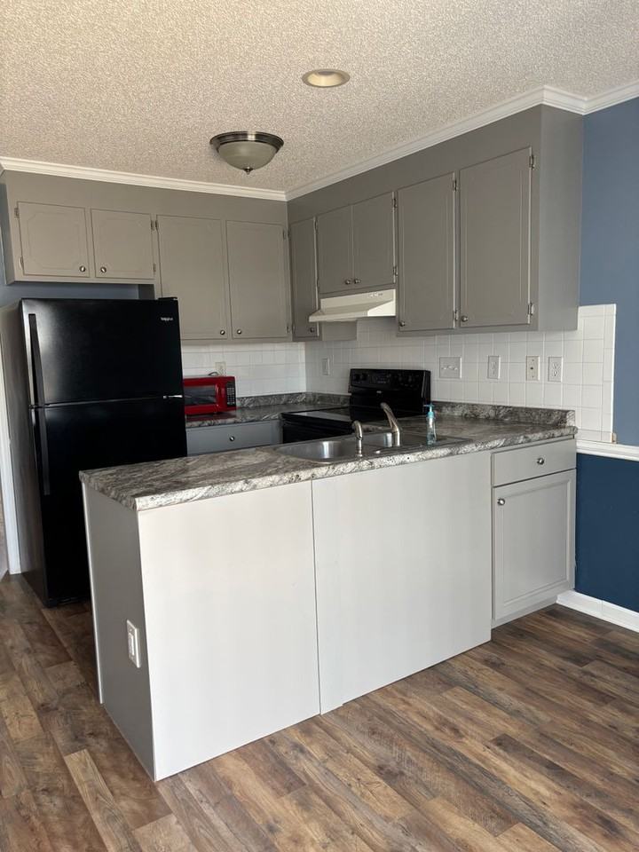 2330 Vineyard Dr - Photo 5 of 22