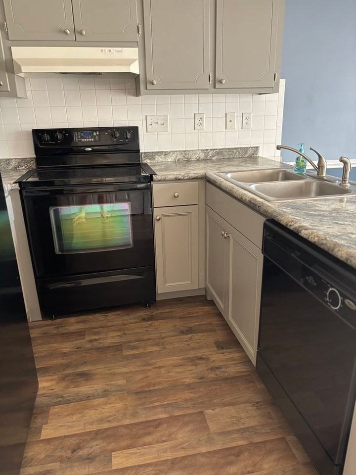 2330 Vineyard Dr - Photo 6 of 22