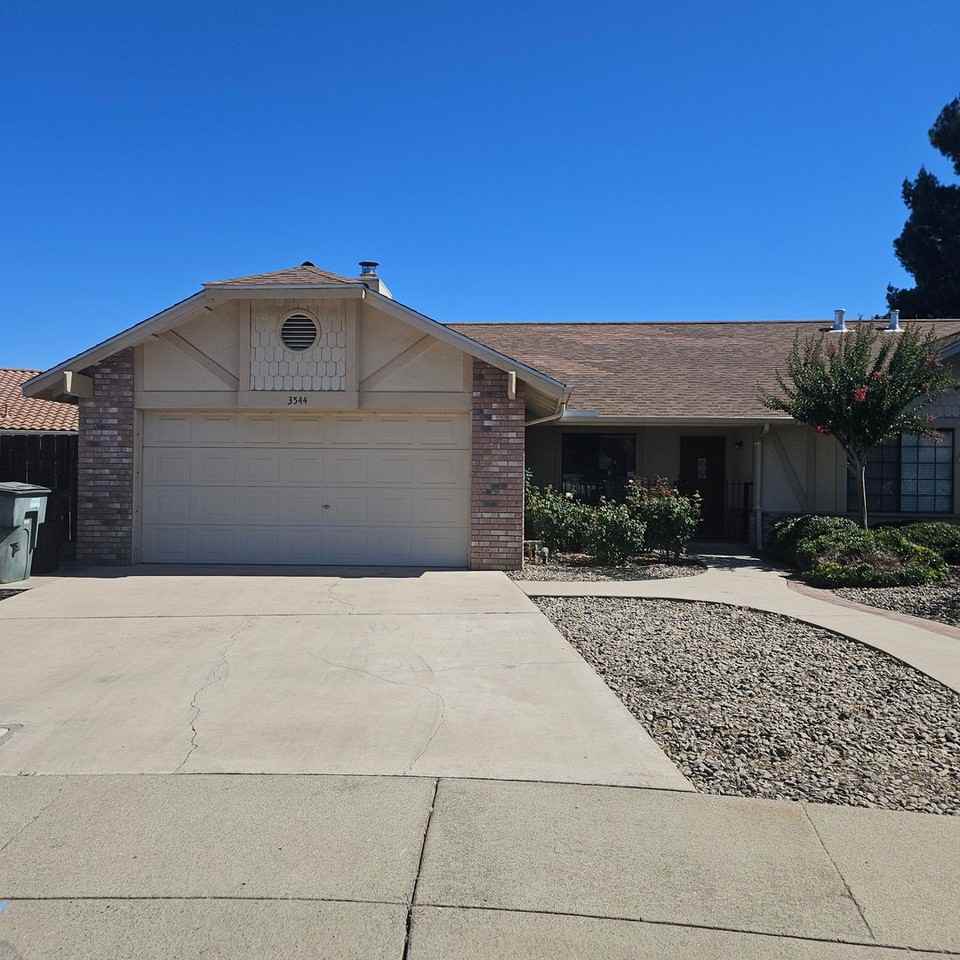 3544 Traveler Ct