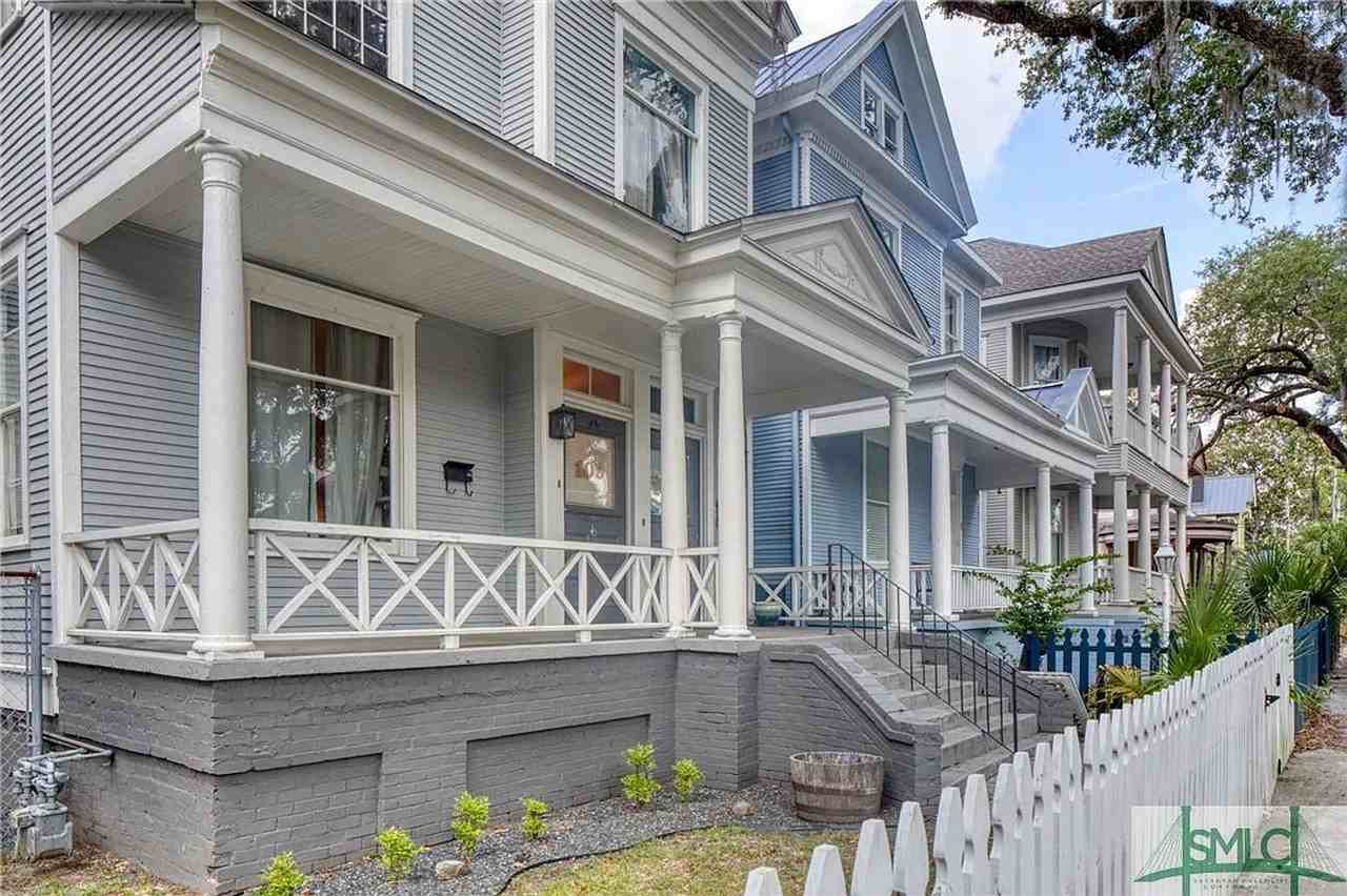 109 1/2 W 37th St - Photo 4 of 18