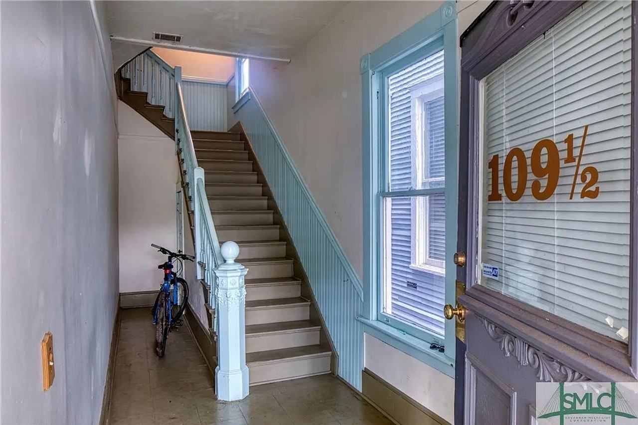 109 1/2 W 37th St - Photo 6 of 18