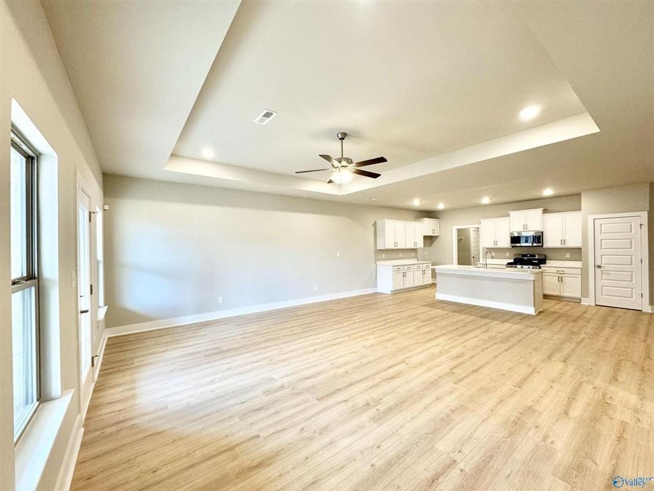 6008 Gardner Maples Dr - Photo 3 of 17
