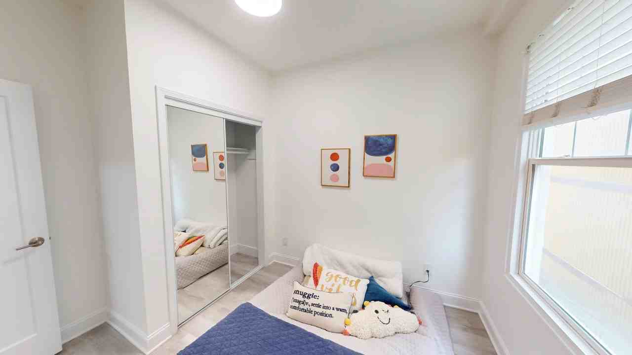 1395 Golden Gate Avenue - Photo 2 of 17