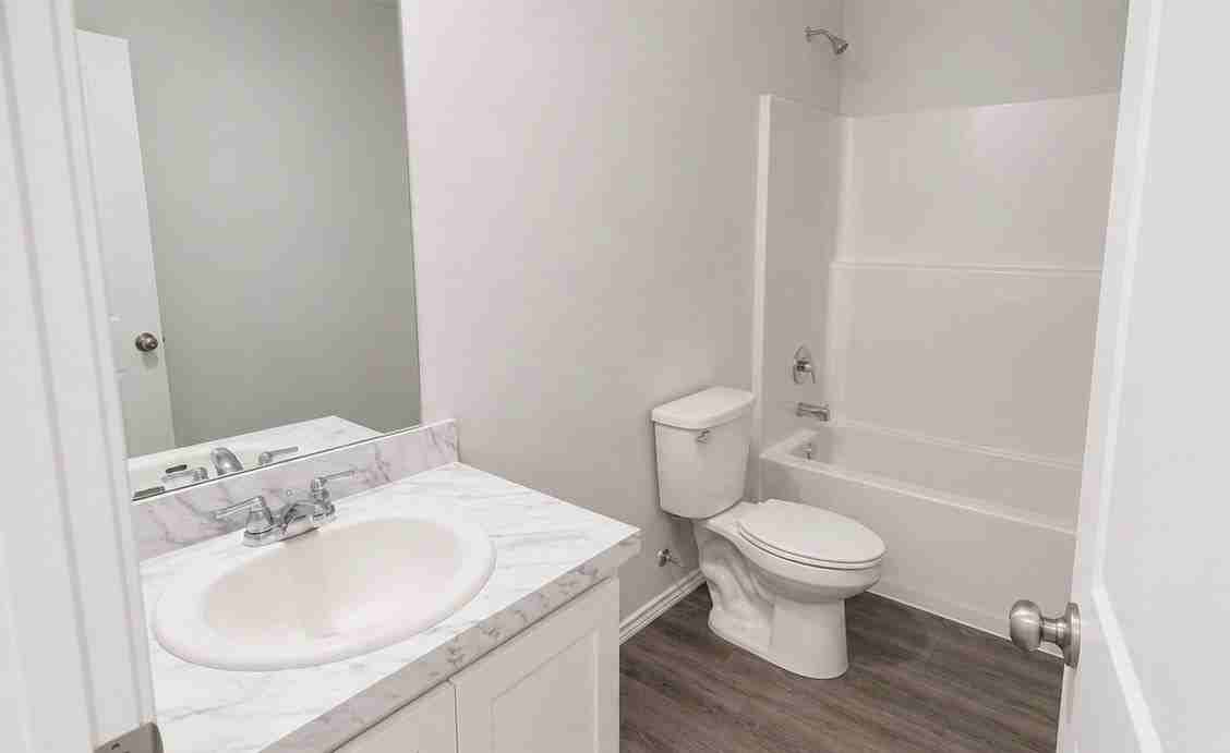 3518 Silver Springs Ct - Photo 3 of 9