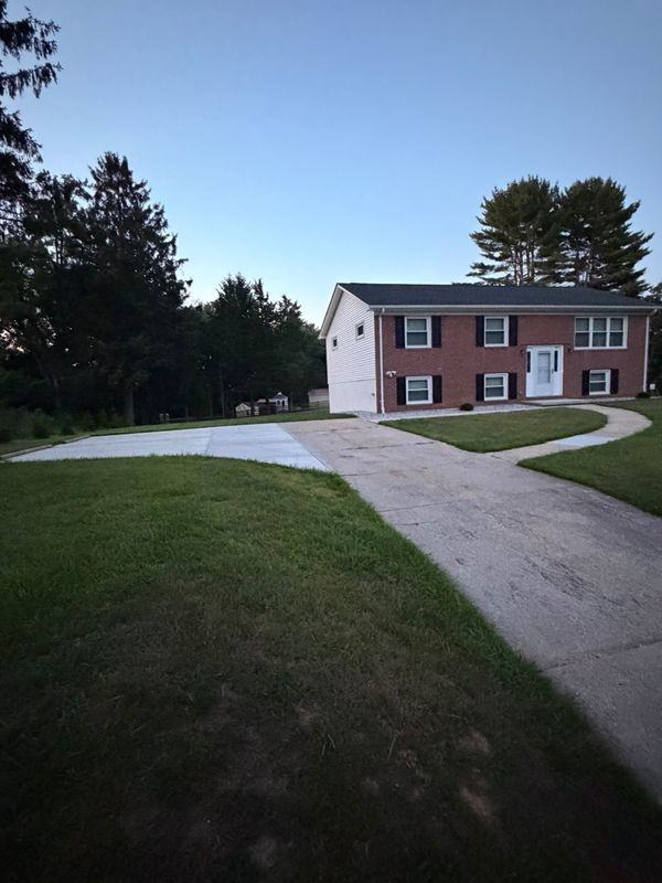 2314 Cox Rd - Photo 2 of 44