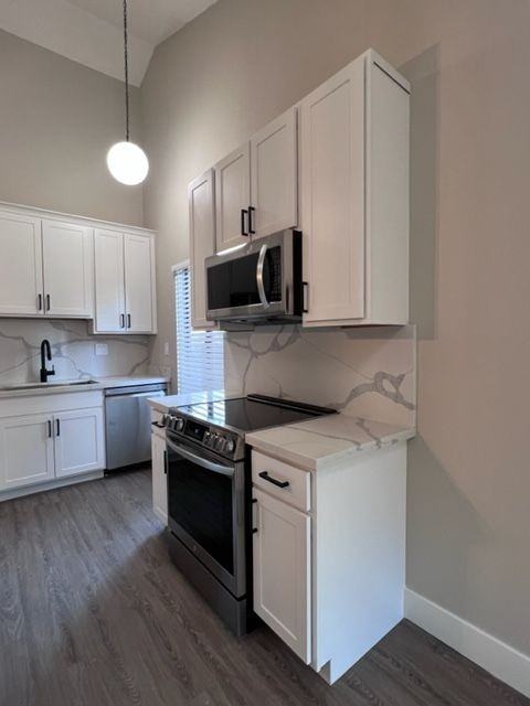 2455 American River Dr - Photo 6 of 34
