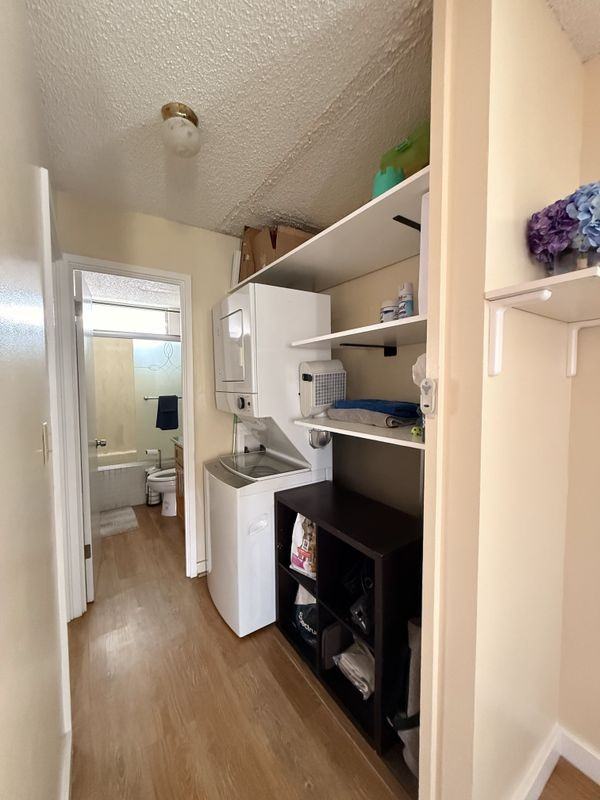 1526 Kewalo St - Photo 6 of 17