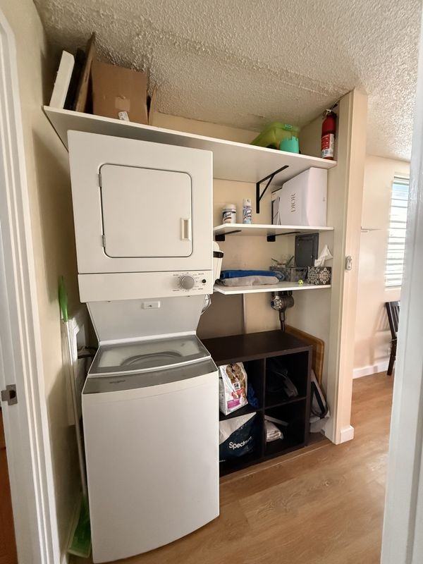 1526 Kewalo St - Photo 7 of 17