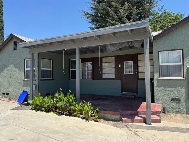 1260 Canyon Rd - Photo 2 of 12