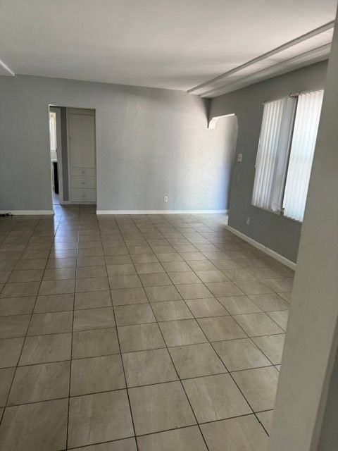 1260 Canyon Rd - Photo 4 of 12