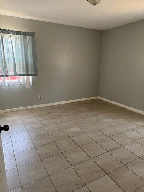 1260 Canyon Rd - Photo 6 of 12
