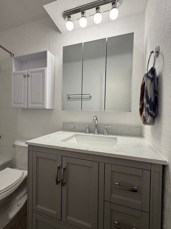 12836 W 67th St - Photo 3 of 37