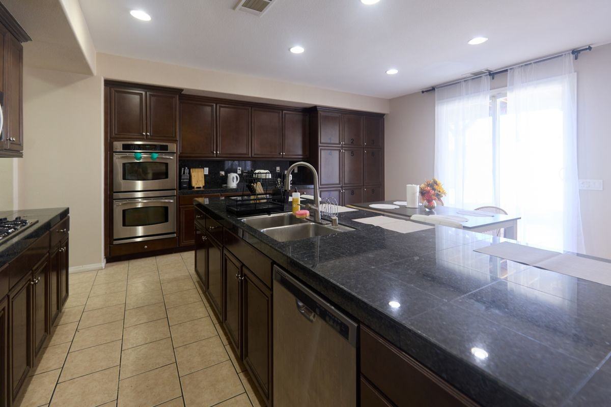 1341 Stanfill Rd - Photo 5 of 14