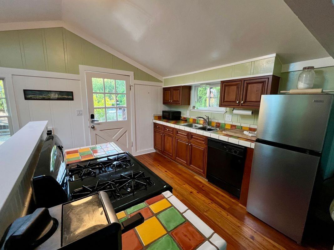 2325 S Fitch Mountain Rd - Photo 2 of 12