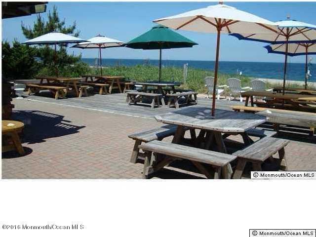 1412 Ocean Ave - Photo 3 of 7