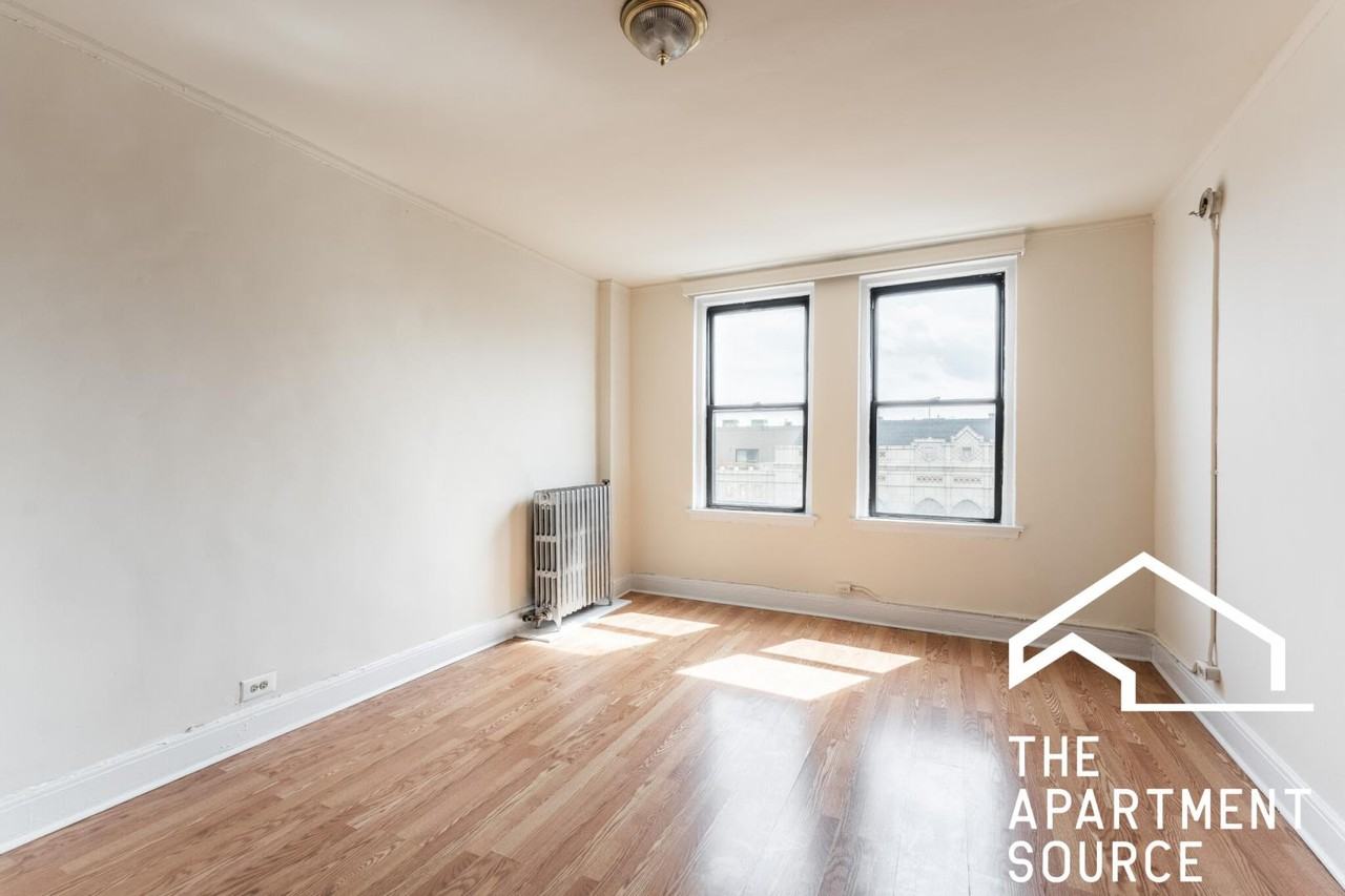 2779 N Milwaukee Ave #319 - Photo 2 of 10