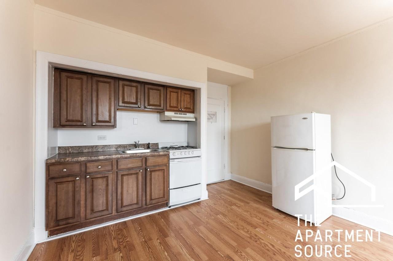 2779 N Milwaukee Ave #319 - Photo 3 of 10