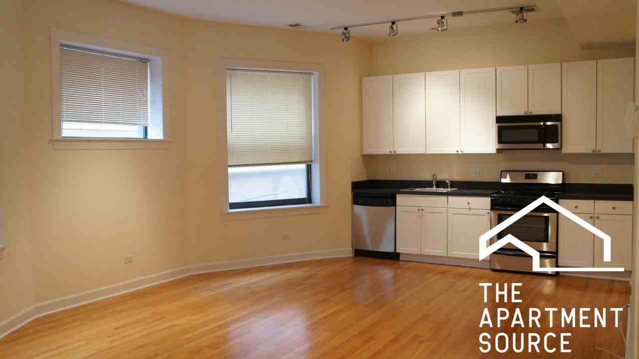 4715 N Sheridan Rd #22S - Photo 3 of 12