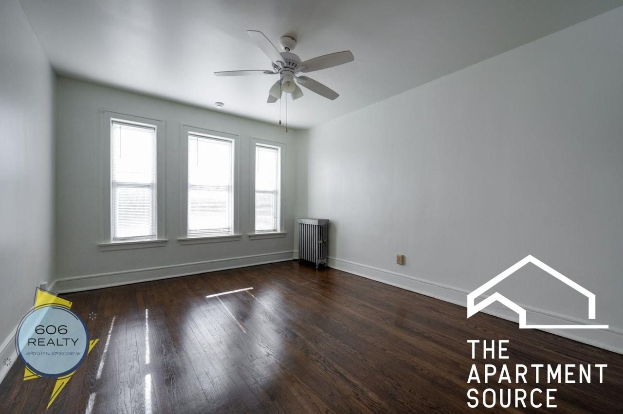 4901 N Christiana Ave #23 - Photo 4 of 12