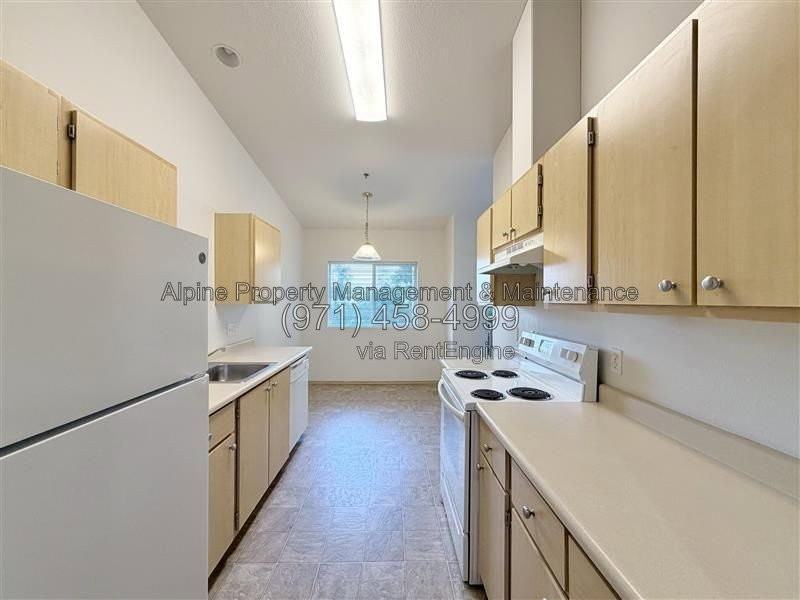 10020 Sw 125th Ave #309B - Photo 2 of 17