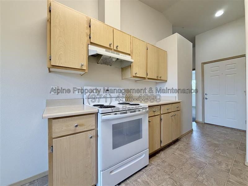 10020 Sw 125th Ave #309B - Photo 4 of 17