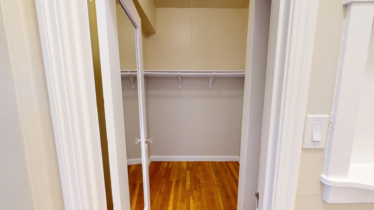 1520 Gough Street - Photo 2 of 23
