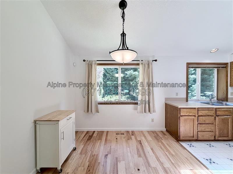 7066 Sw 156th Ave - Photo 7 of 29