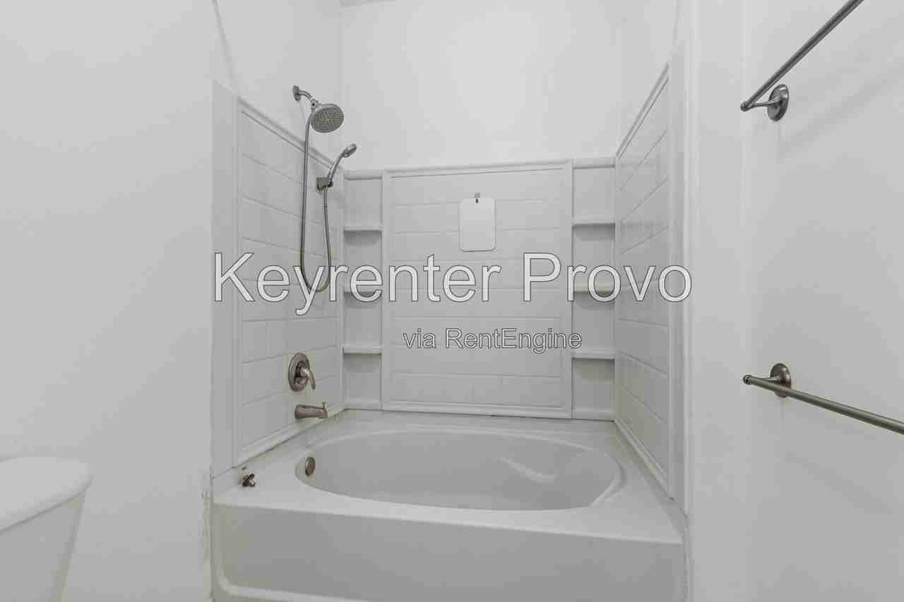 1104 Meadow Fork Rd #8 - Photo 7 of 18
