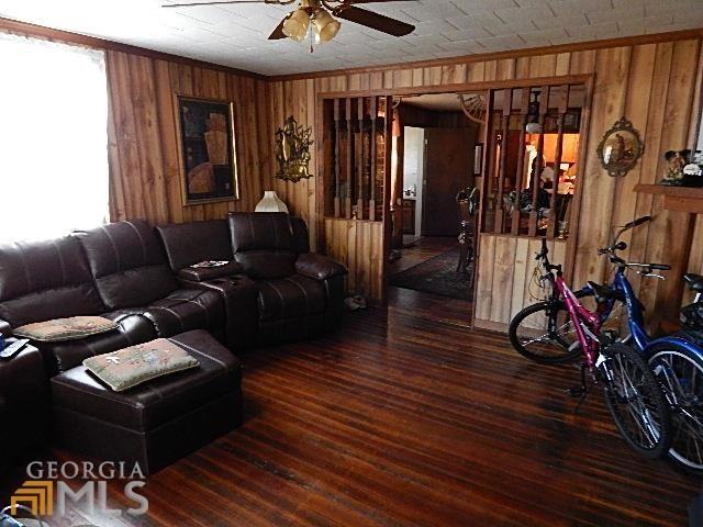 305 Askew Ave - Photo 2 of 7