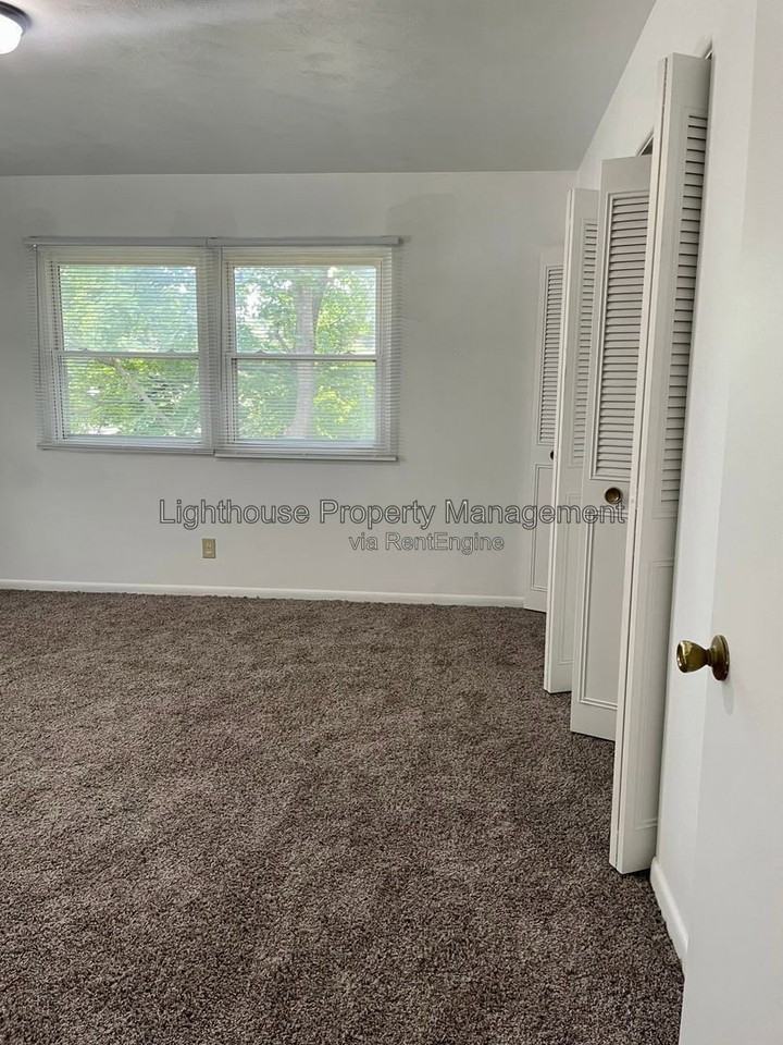 1924 Sunnyside Dr - Photo 6 of 14