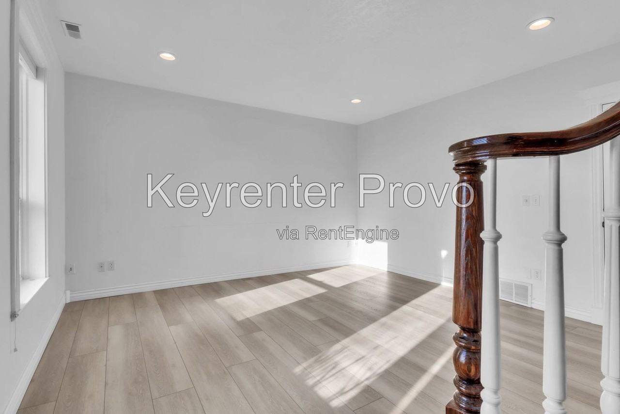 1559 Oak Cliff Dr - Photo 6 of 30