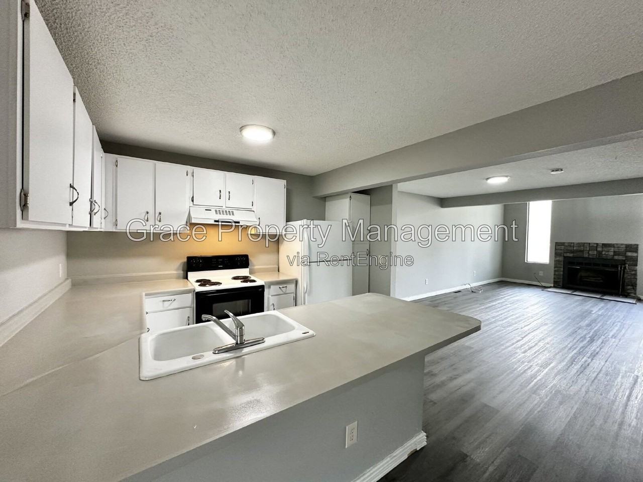 15670 E Mexico Ave - Photo 3 of 28