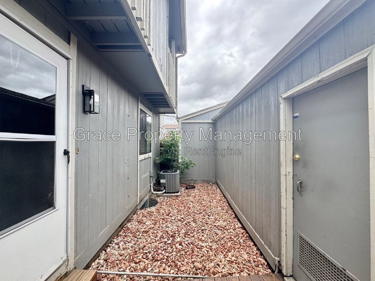 15670 E Mexico Ave - Photo 6 of 28
