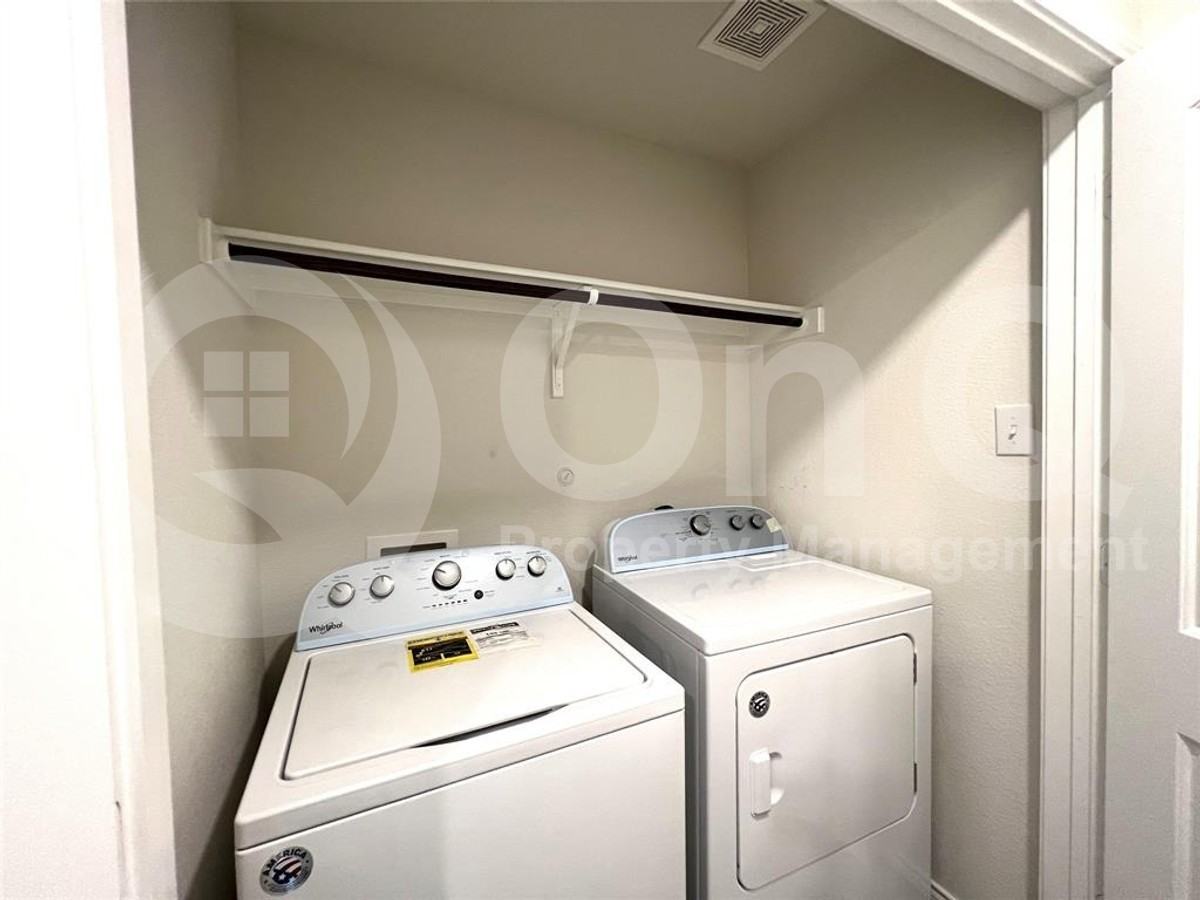 213 Anvil Dr - Photo 6 of 22