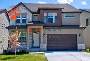 featured image of 1353 W Quailhill Rd