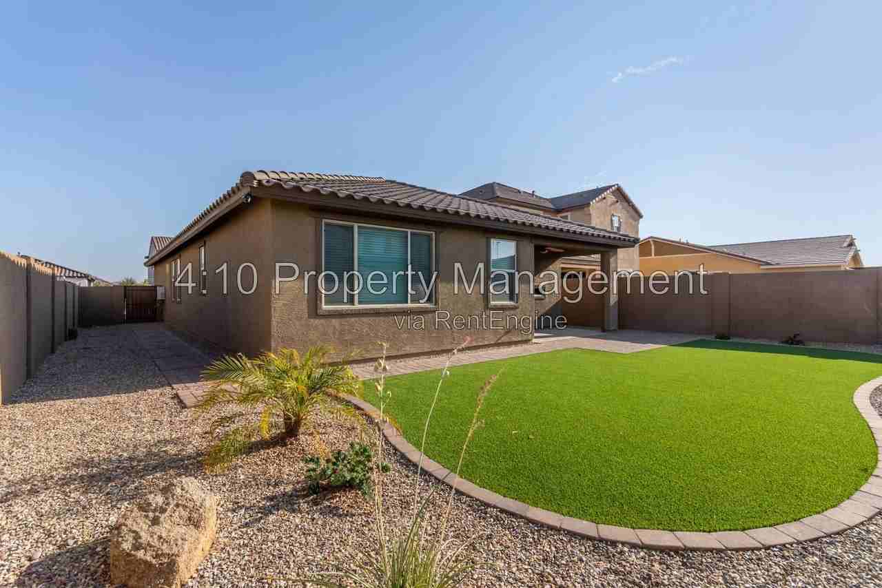 2222 E Palmdale Ln - Photo 5 of 35
