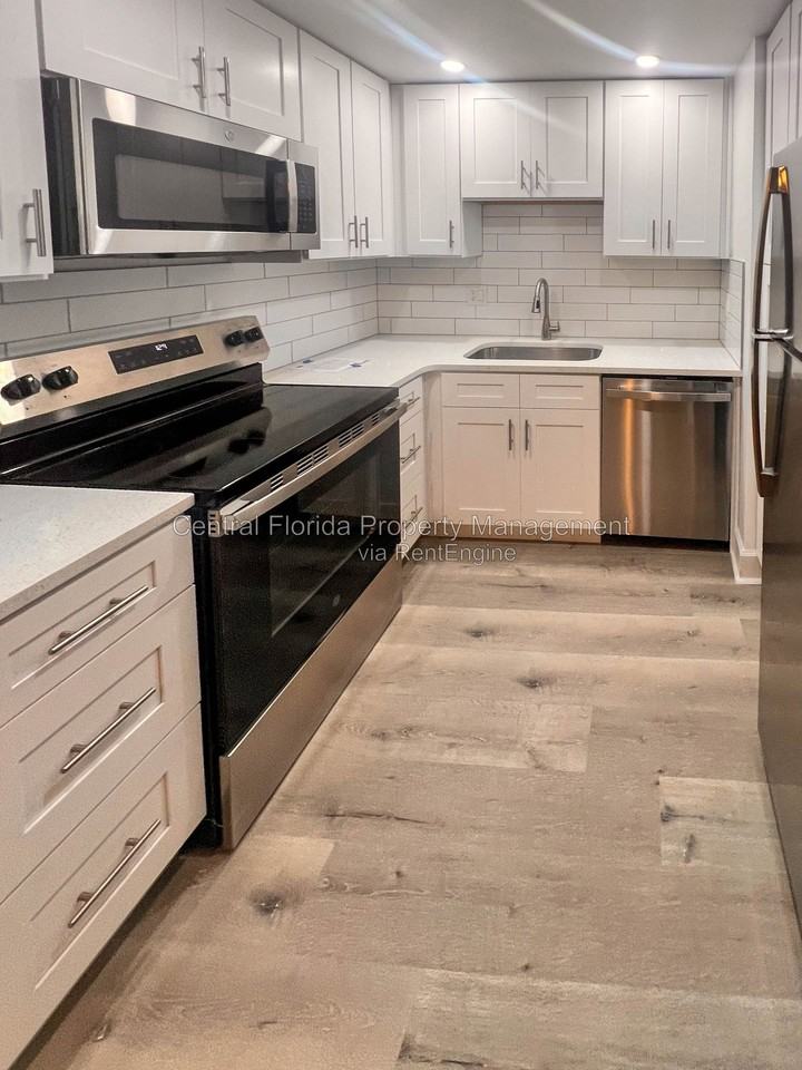 954 Lake Destiny Rd #1H - Photo 2 of 15