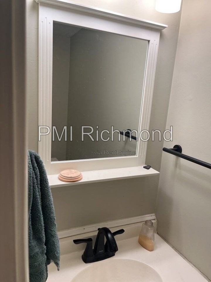 4802 Ballyshannon Ct - Photo 6 of 15