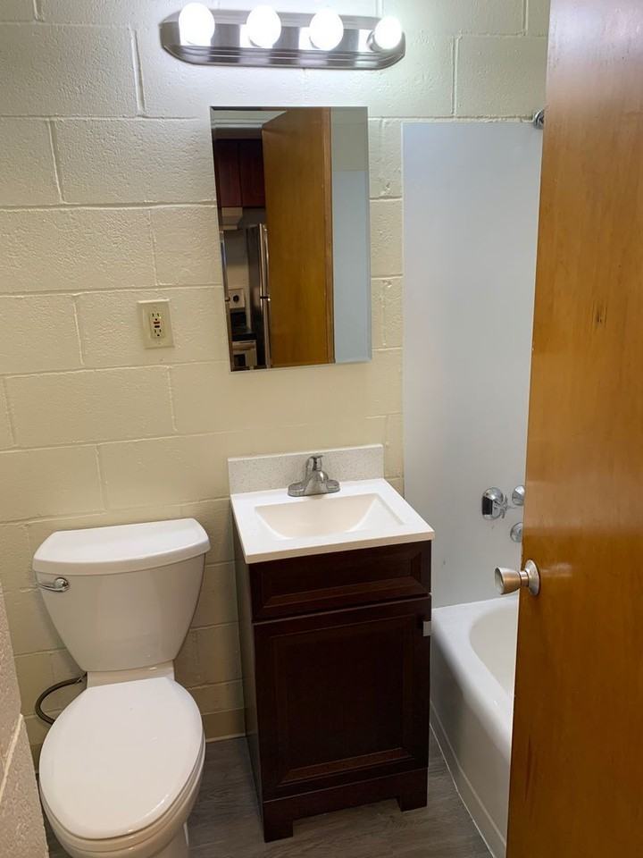 1811 Summit Ave #110 - Photo 4 of 7