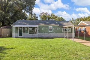 featured image of 6434 Vita Dr