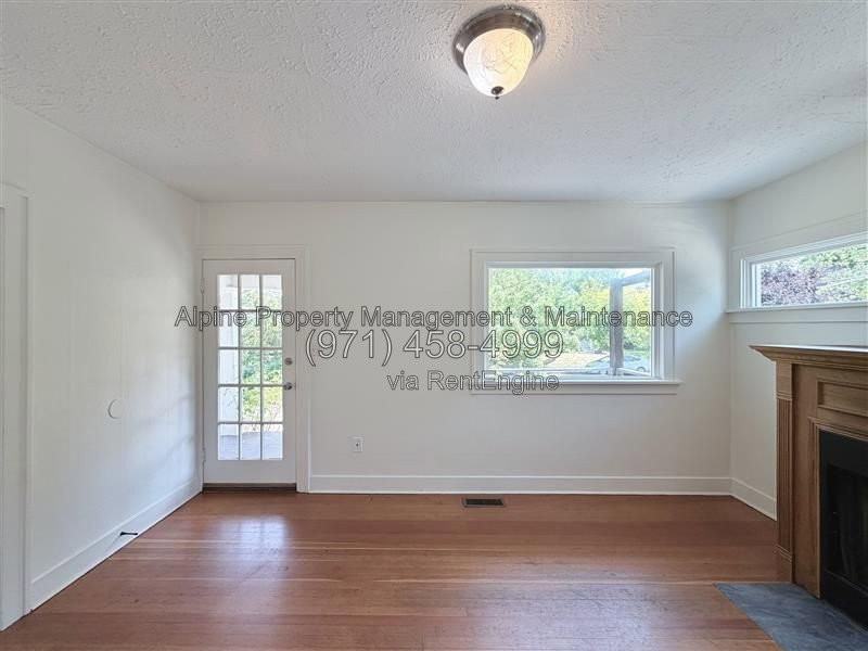 6425 N Curtis Ave - Photo 3 of 21