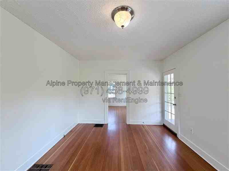 6425 N Curtis Ave - Photo 4 of 21