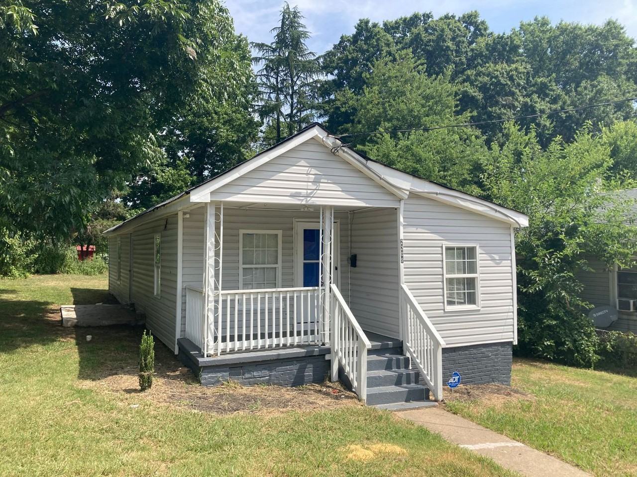 2209 Royall Ave - Photo 2 of 18