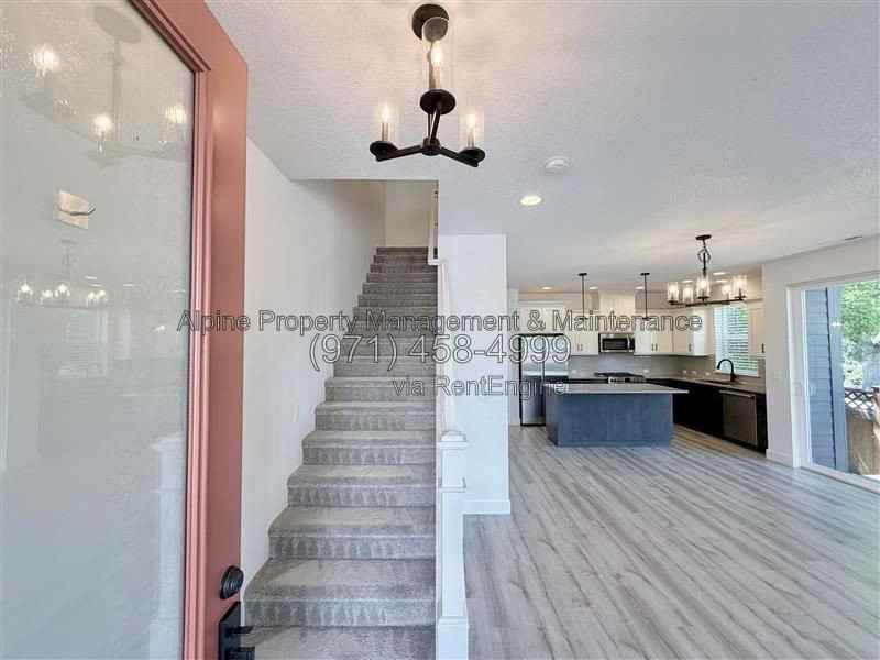 7226 Se Blanton St - Photo 3 of 31