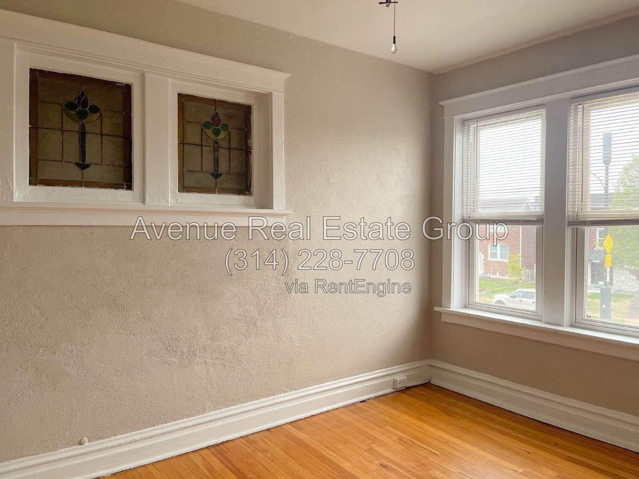 5067 Chippewa St #2F - Photo 3 of 10