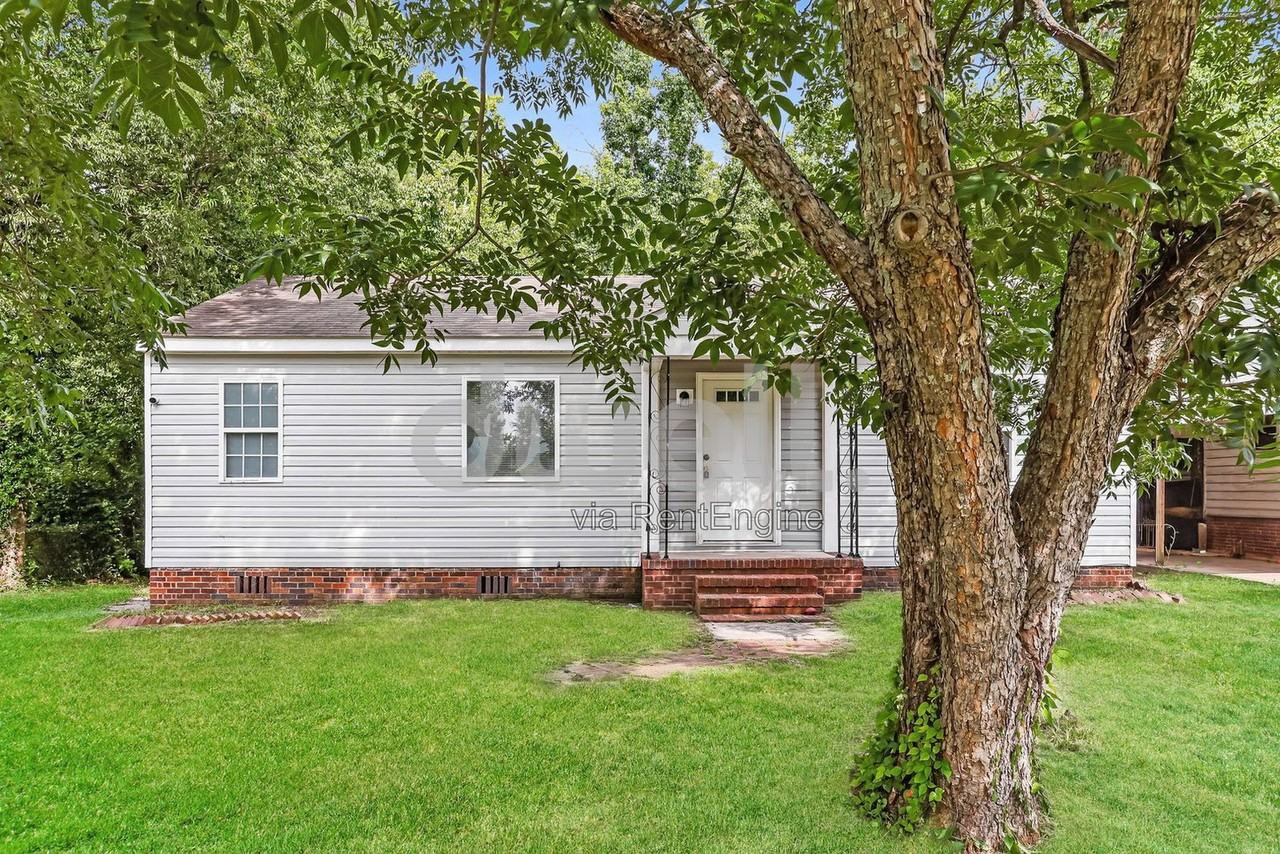 2492 Coleman Ave