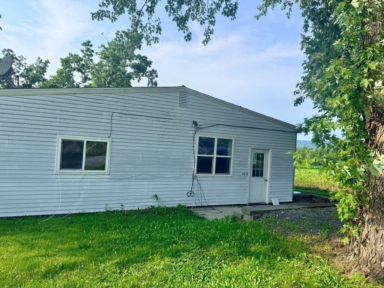 4214 Elizabethtown Rd - Photo 2 of 10