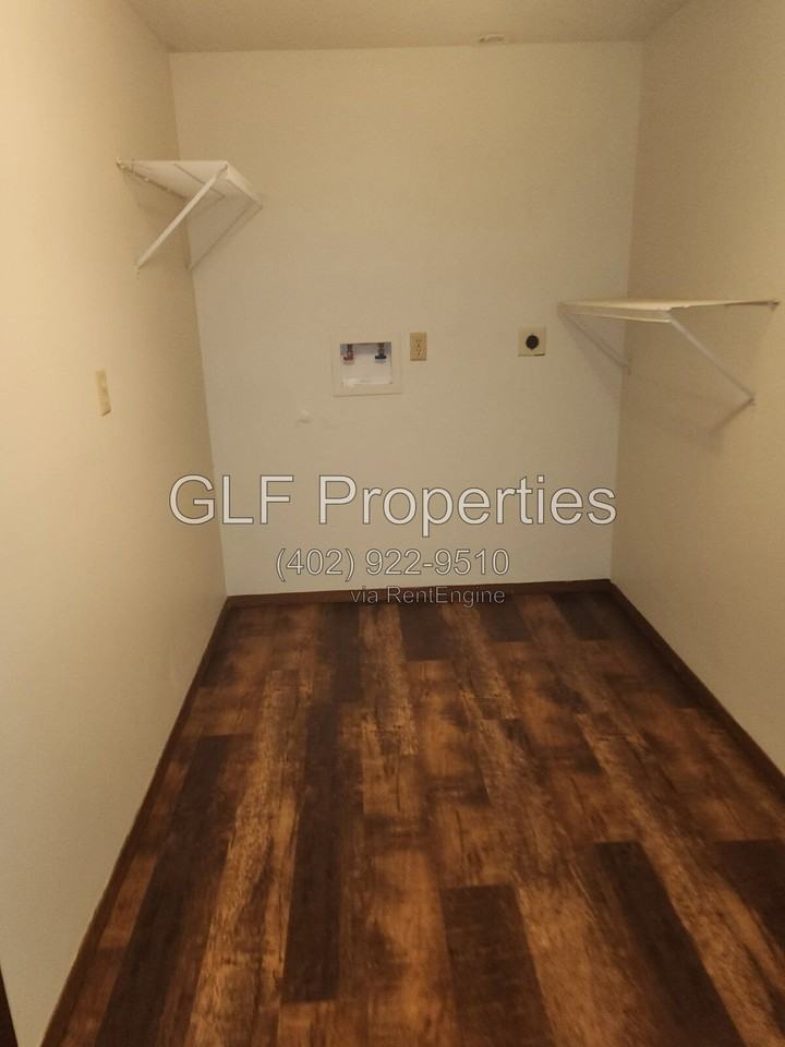 605 N 12th St #4 - Photo 4 of 10