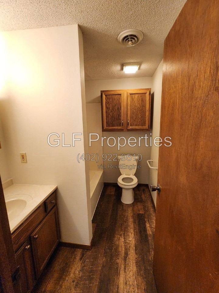 605 N 12th St #4 - Photo 7 of 10